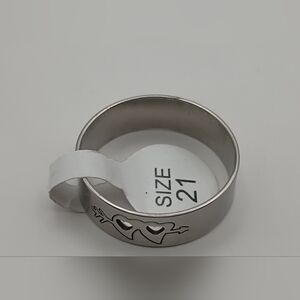 Women's Stainless Steel Silver Heart Band Ring U.S Size 10.25